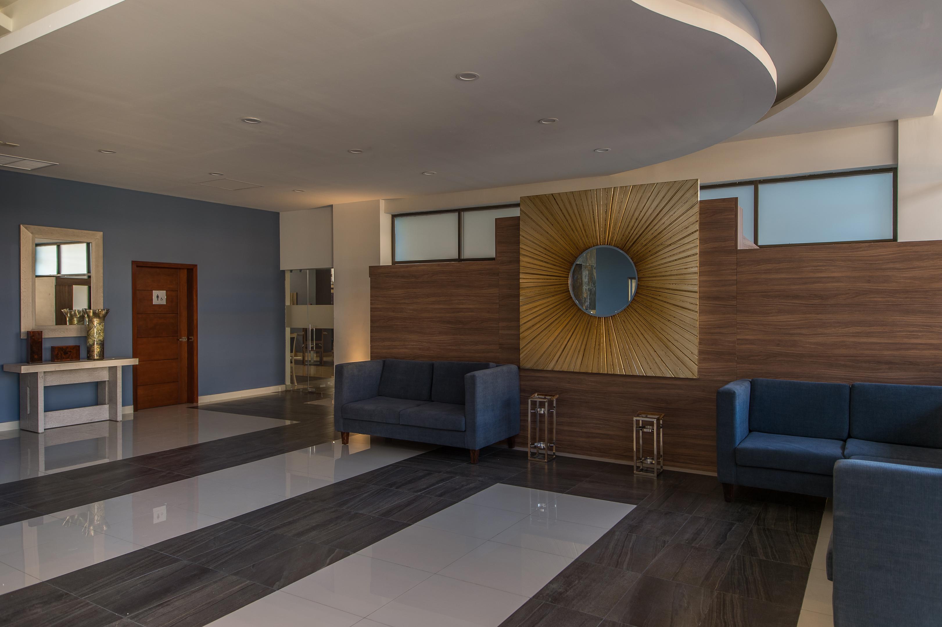 מזטלן Ocean View Beach Hotel מראה חיצוני תמונה