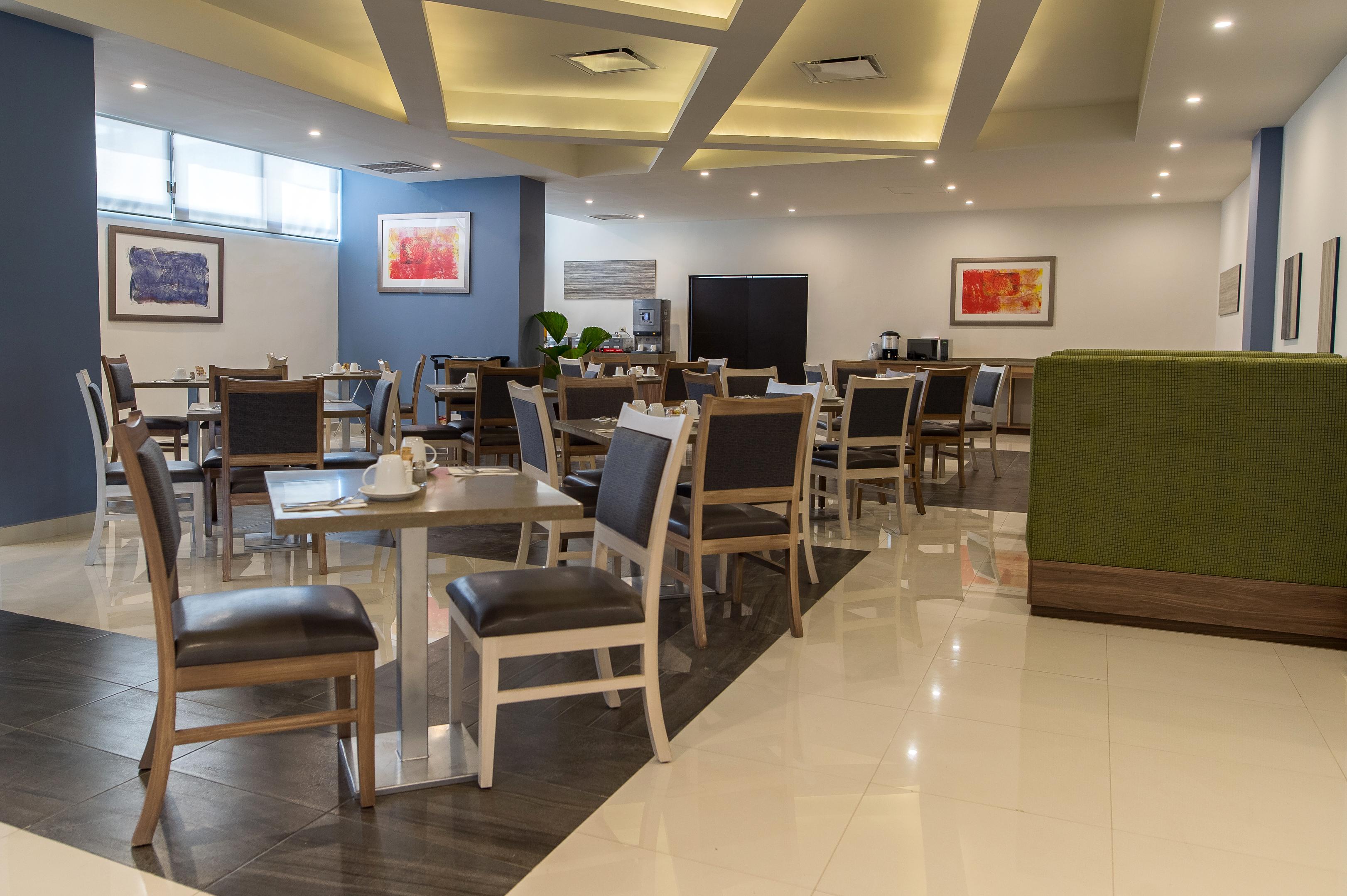 מזטלן Ocean View Beach Hotel מראה חיצוני תמונה