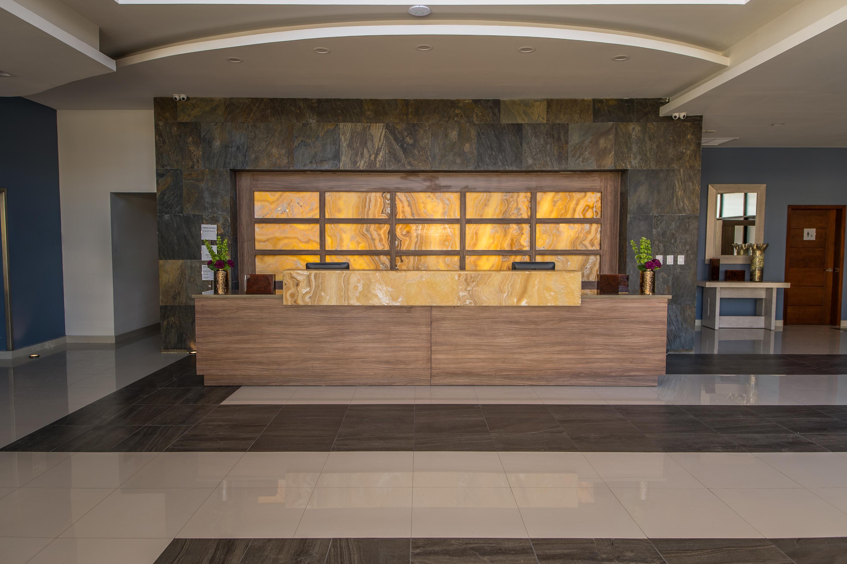 מזטלן Ocean View Beach Hotel מראה חיצוני תמונה