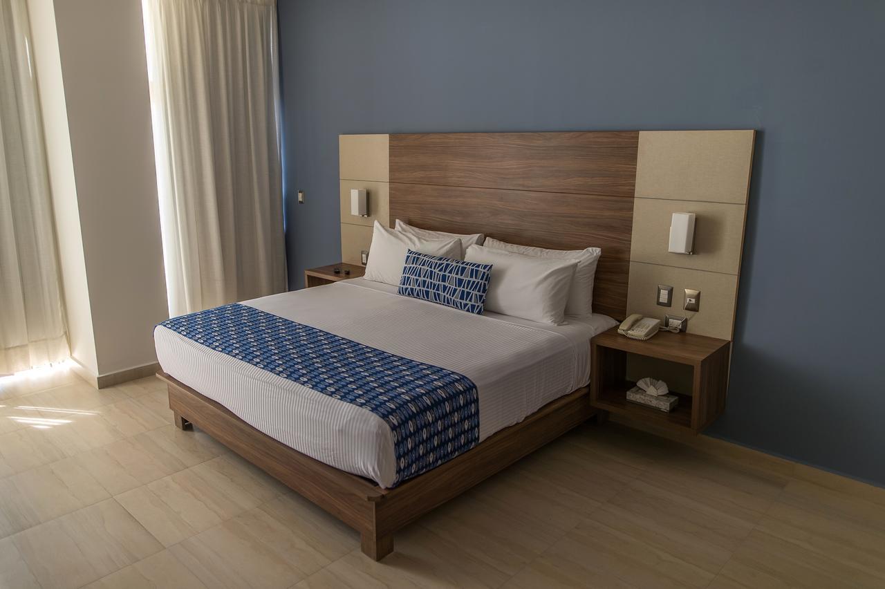 מזטלן Ocean View Beach Hotel מראה חיצוני תמונה