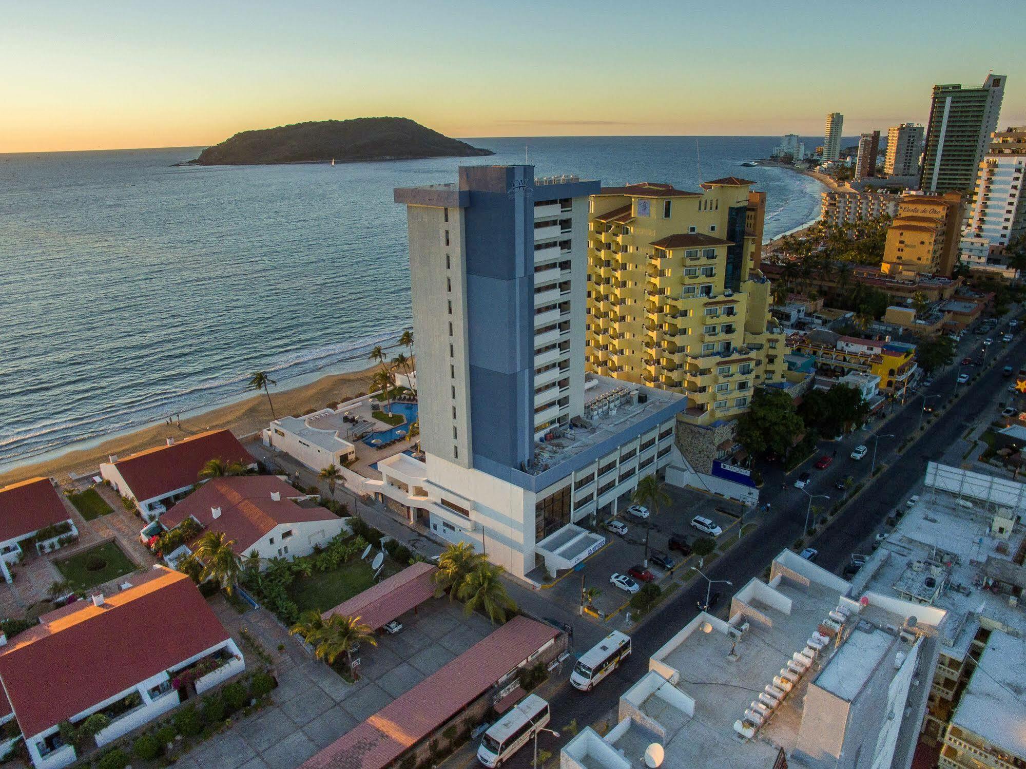 מזטלן Ocean View Beach Hotel מראה חיצוני תמונה